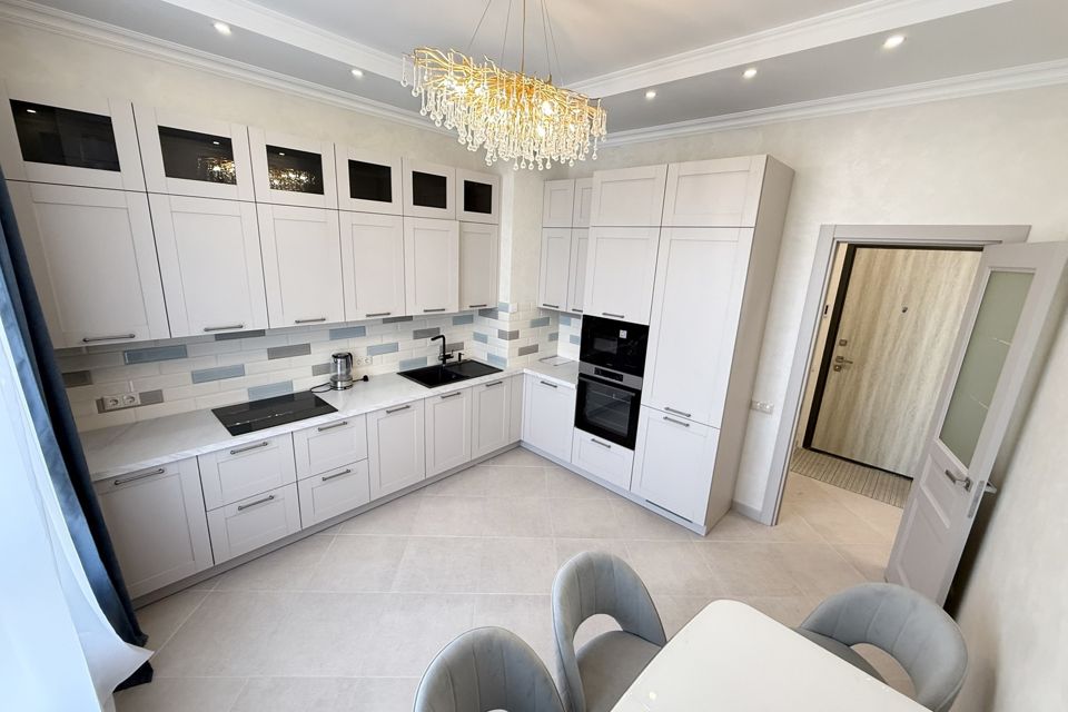 Сдаётся 2-комнатная квартира, 67 м²