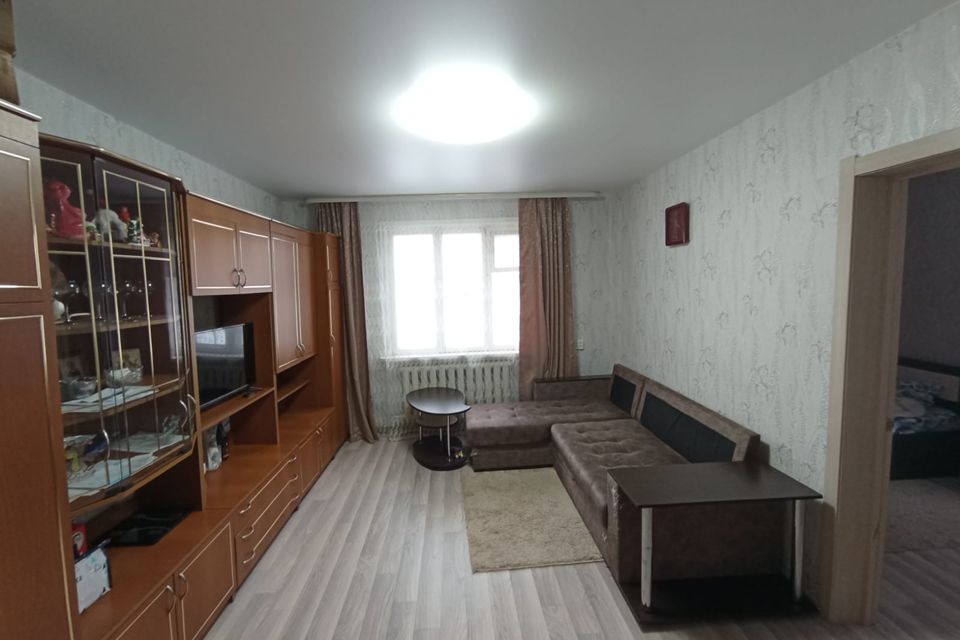 Продаётся 3-комнатная квартира, 50.5 м²