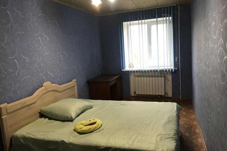 Продаётся 4-комнатная квартира, 74 м²