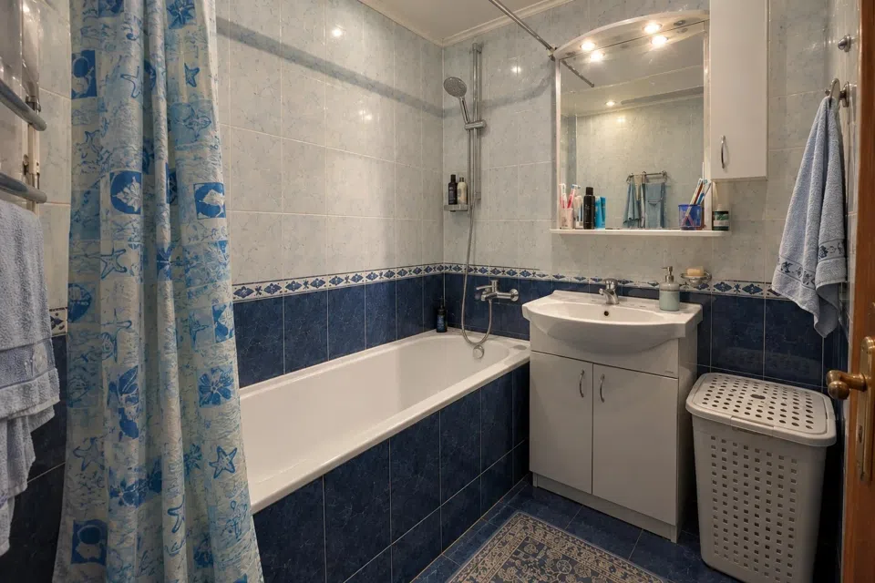 Продаётся 3-комнатная квартира, 63.6 м²