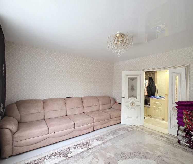 Продаётся 4-комнатная квартира, 81.7 м²