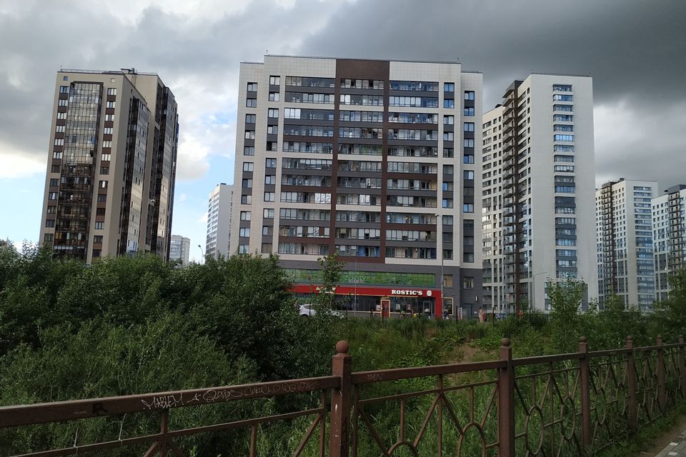 Продаётся 3-комнатная квартира, 82.7 м²