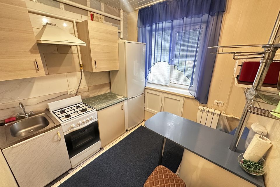 Продаётся 2-комнатная квартира, 43.8 м²