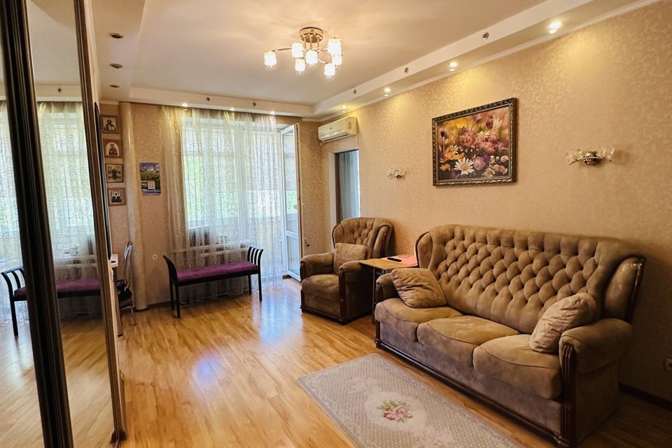 Продаётся студия, 58 м²