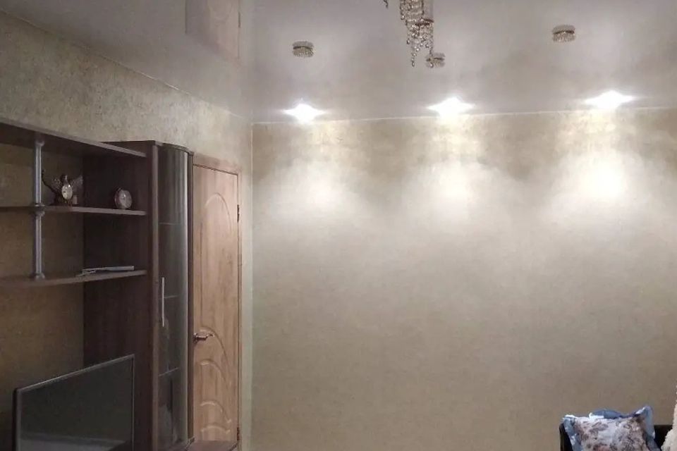 Продаётся 3-комнатная квартира, 59.8 м²
