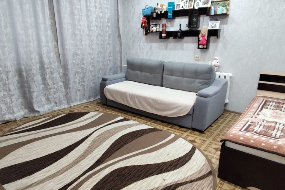 Продаётся 1-комнатная квартира, 35.8 м²