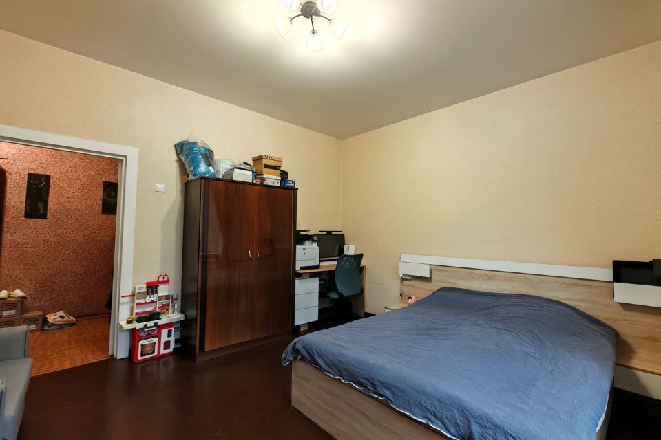 Продаётся 3-комнатная квартира, 75.8 м²