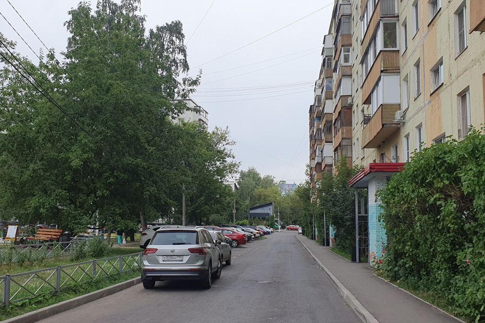 Продаётся 4-комнатная квартира, 63.1 м²