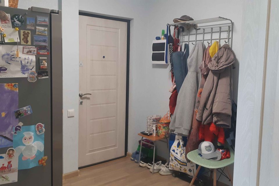 Продаётся 3-комнатная квартира, 61.9 м²