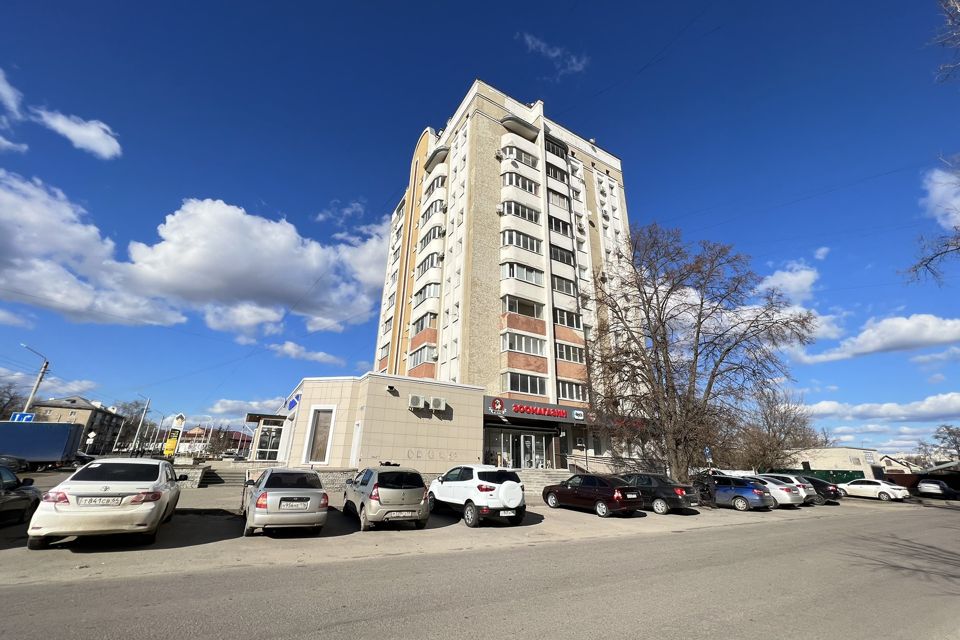 Сдаётся 2-комнатная квартира, 68 м²