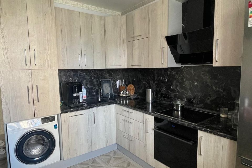 Продаётся 3-комнатная квартира, 80.8 м²