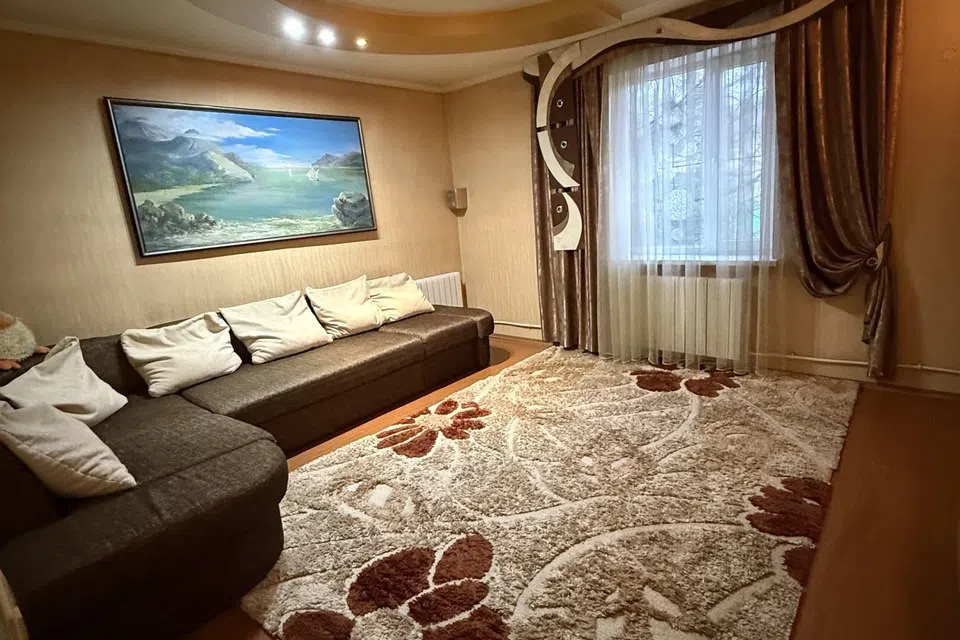 Продаётся 2-этажный дом, 165 м²