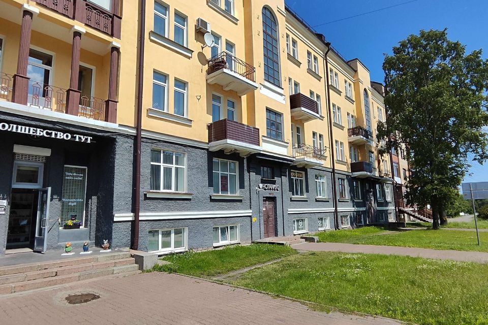 Продаётся 3-комнатная квартира, 66.5 м²