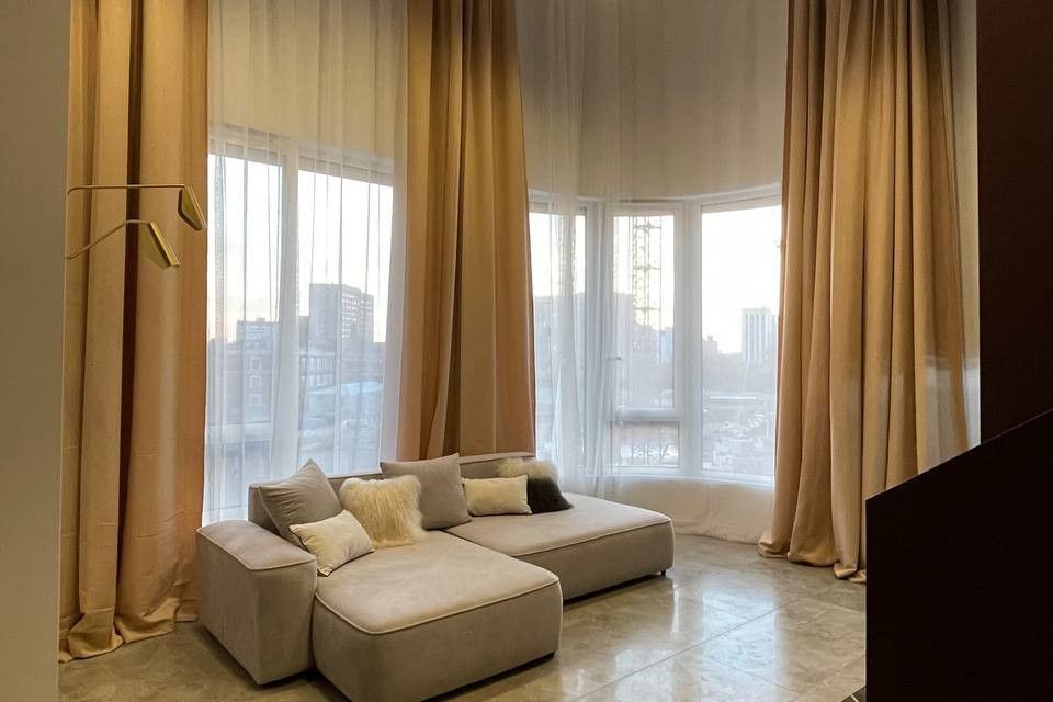 Продаётся 4-комнатная квартира, 115 м²