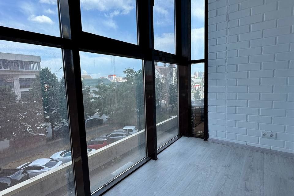 Продаётся 2-комнатная квартира, 62 м²