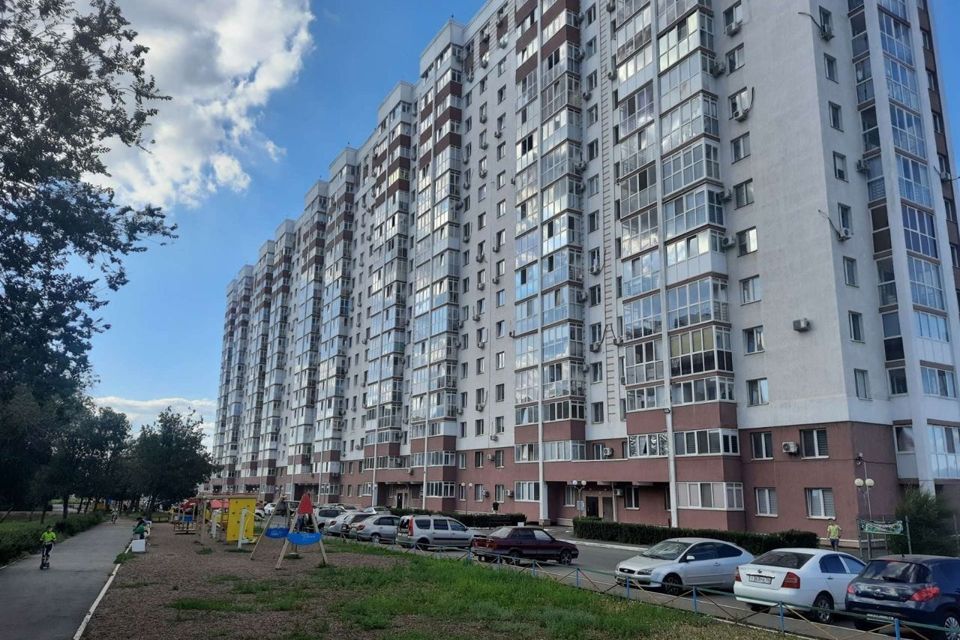 Продаётся 3-комнатная квартира, 70.8 м²