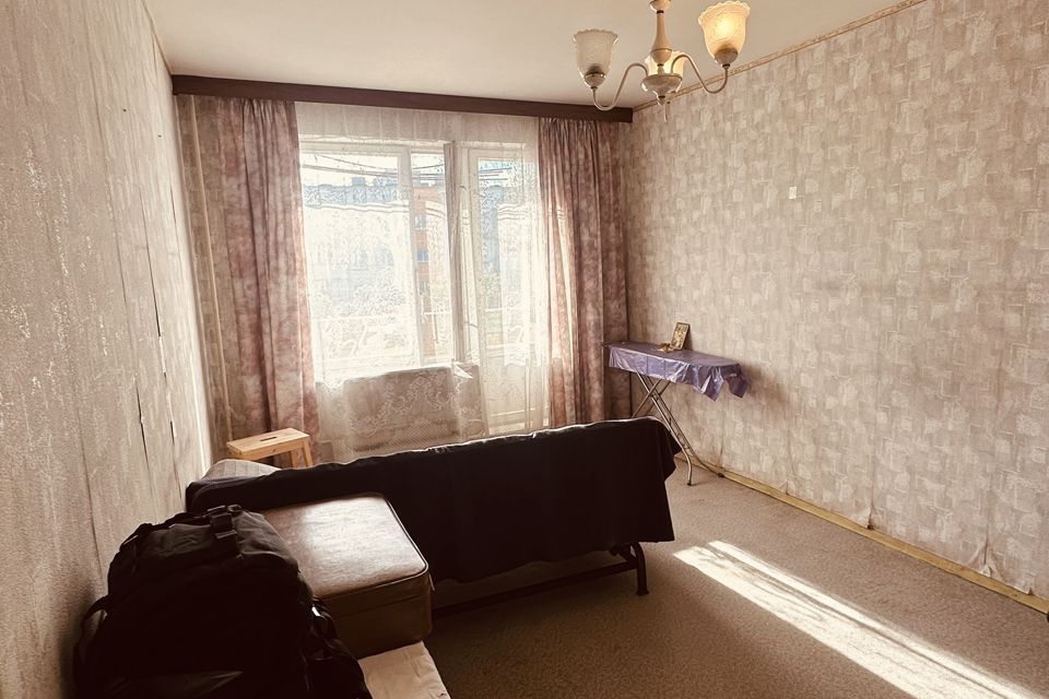 Продаётся 2-комнатная квартира, 42.7 м²