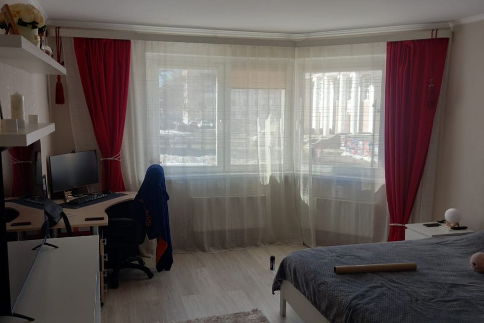 Продаётся 1-комнатная квартира, 46 м²