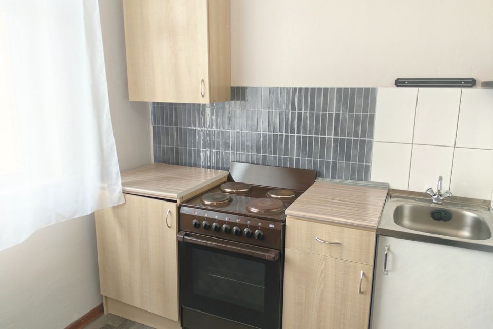 Продаётся 1-комнатная квартира, 38 м²