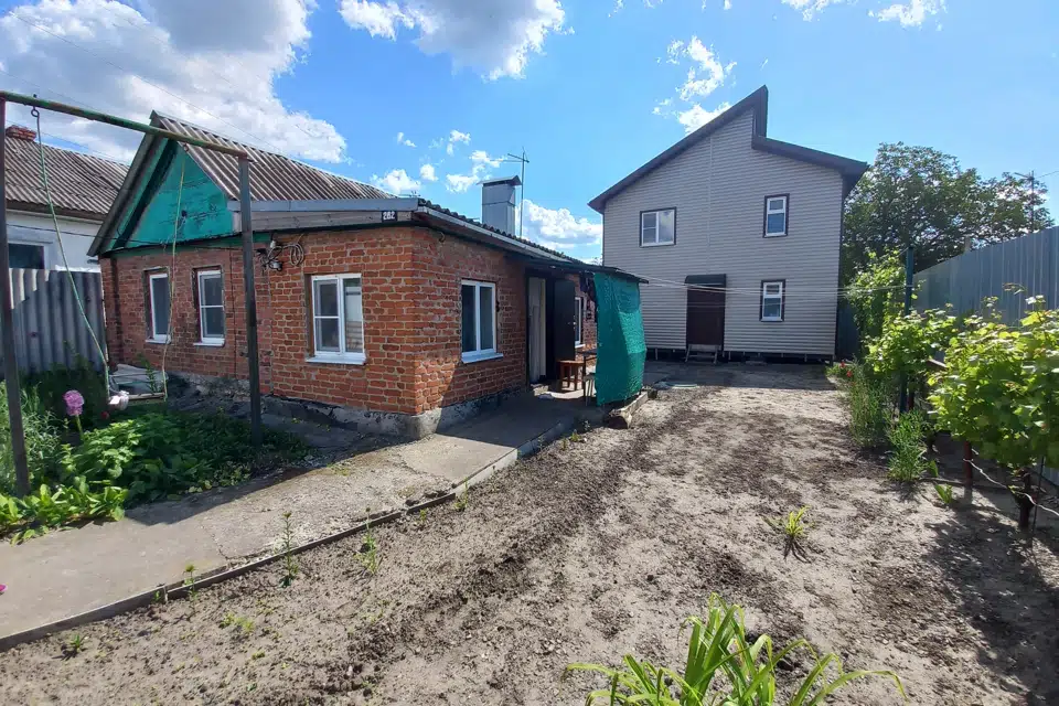 Продаётся 2-этажный дом, 150 м²