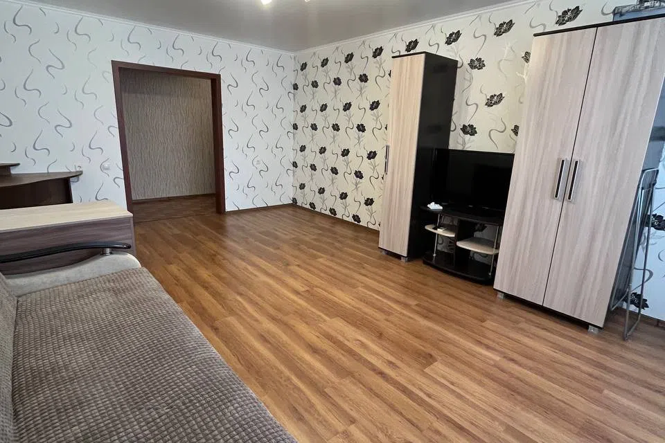 Продаётся 1-комнатная квартира, 53.1 м²