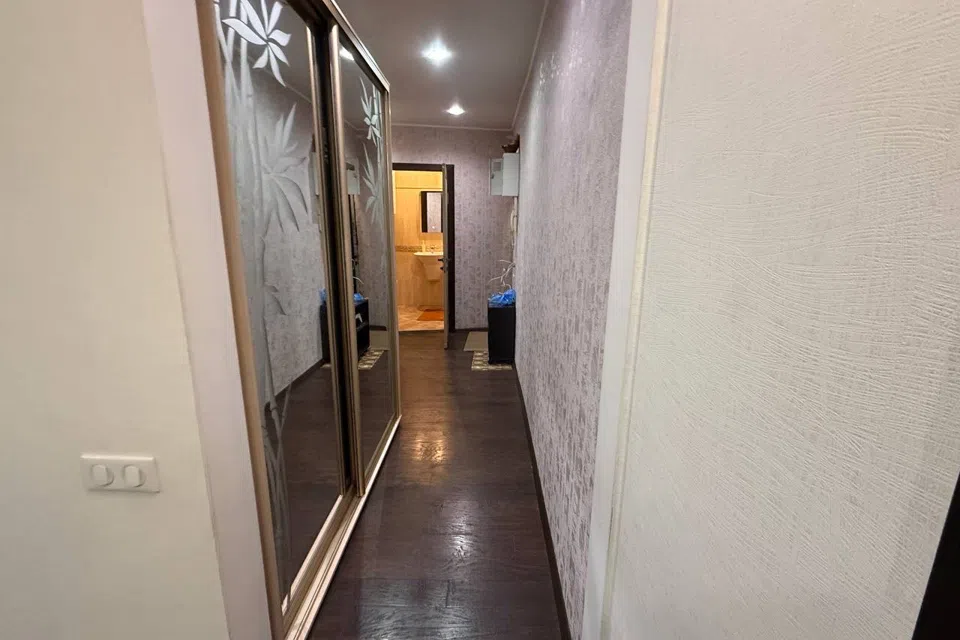 Продаётся 3-комнатная квартира, 68 м²