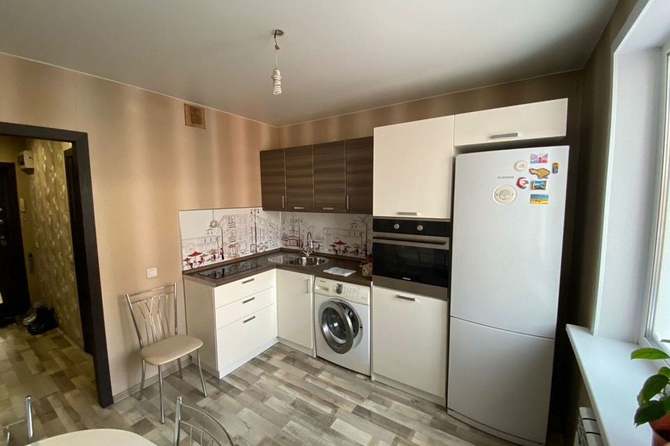 Продаётся 1-комнатная квартира, 37.7 м²