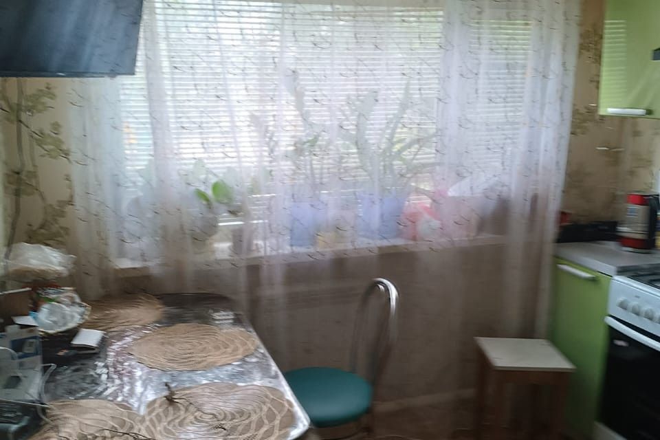 Продаётся 1-комнатная квартира, 38 м²