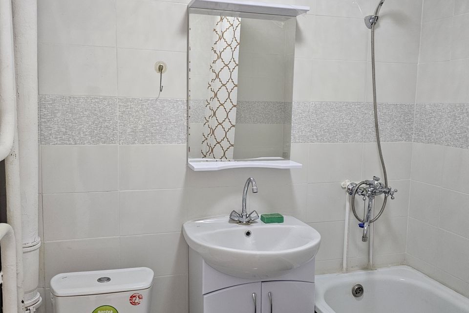 Продаётся 1-комнатная квартира, 38.2 м²