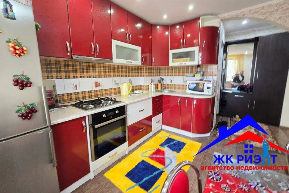 Продаётся 3-комнатная квартира, 74 м²