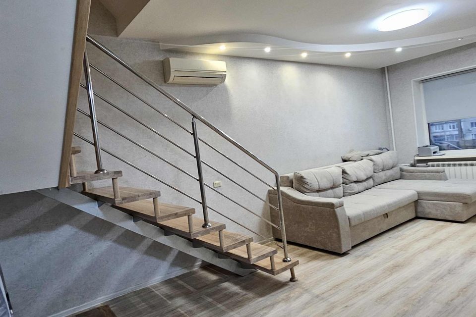 Продаётся 3-комнатная квартира, 82.1 м²