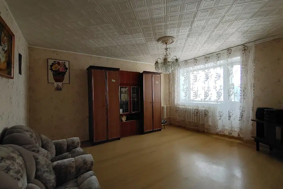 Продаётся 1-комнатная квартира, 49.7 м²