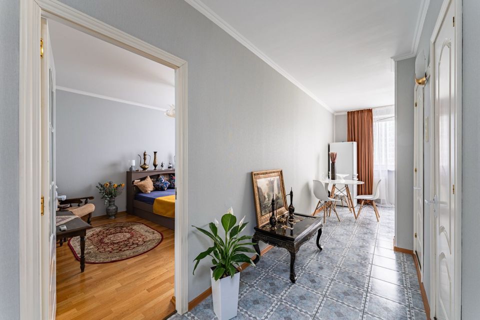Продаётся 2-комнатная квартира, 57.6 м²