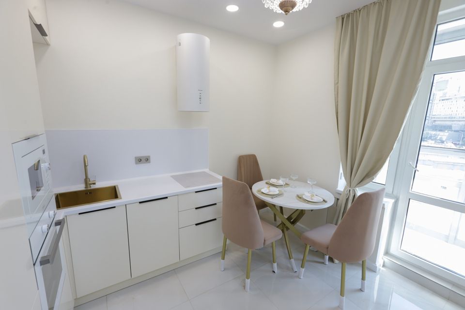 Продаётся 1-комнатная квартира, 41.8 м²