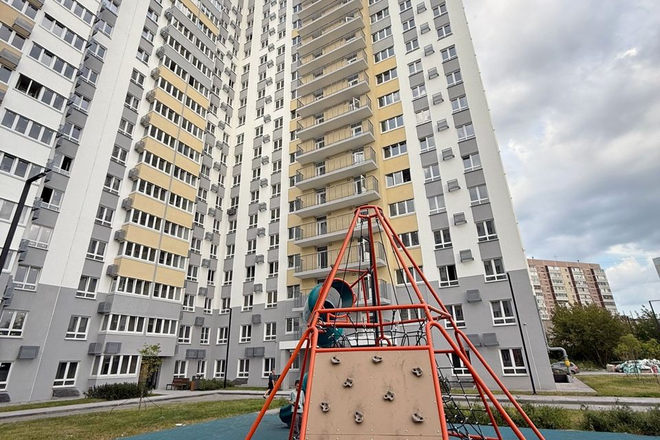 Продаётся 1-комнатная квартира, 32 м²