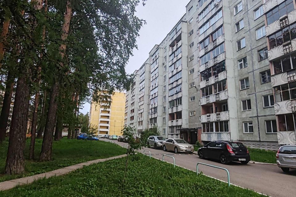 Продаётся 2-комнатная квартира, 54.9 м²