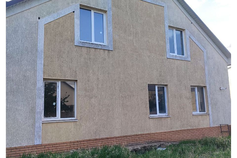 Продаётся 2-этажный дом, 253 м²