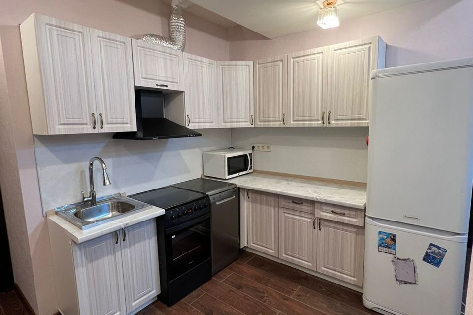 Продаётся 3-комнатная квартира, 61.7 м²