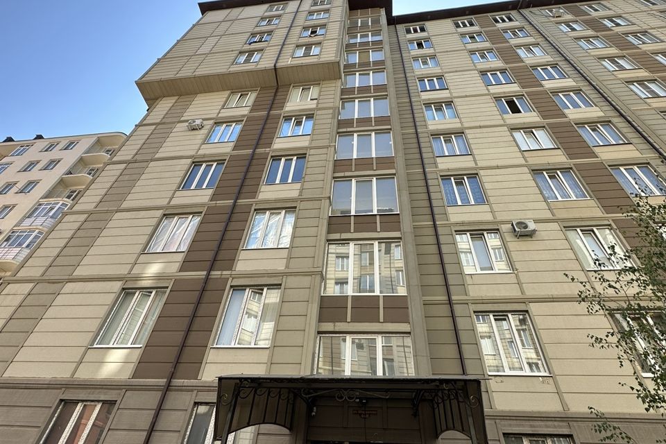 Купить 1-комнатную квартиру, 47.7 м² по адресу Нальчик, улица Шарданова, 50, 8 э