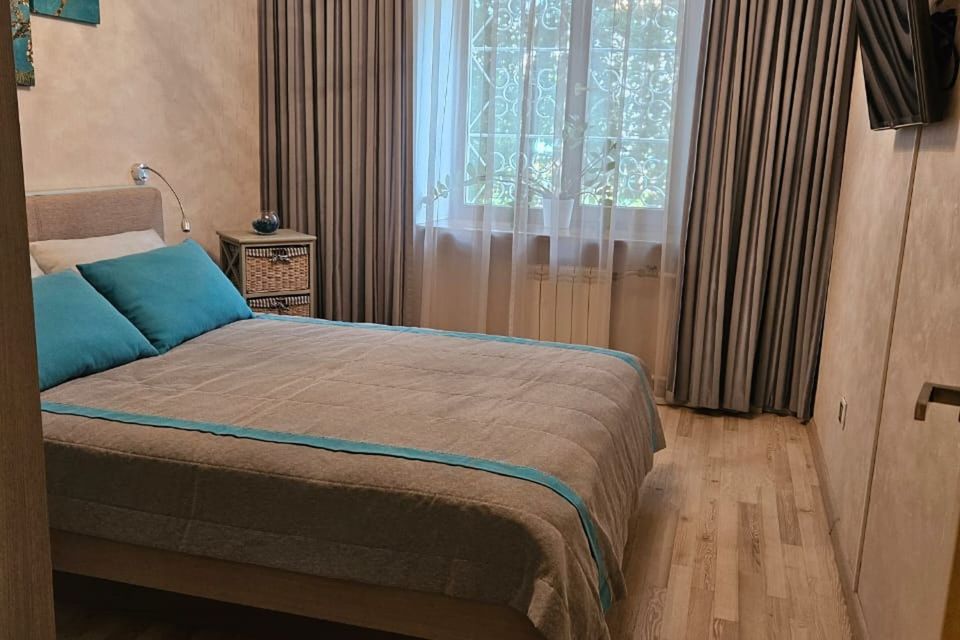 Продаётся 3-комнатная квартира, 60 м²