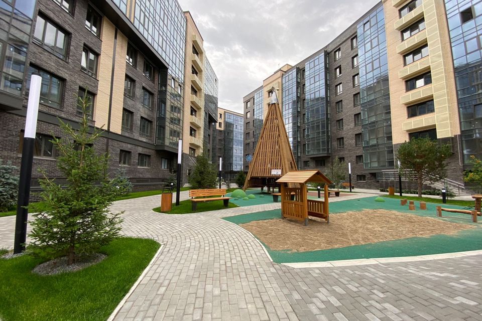 Продаётся 2-комнатная квартира, 70.51 м²
