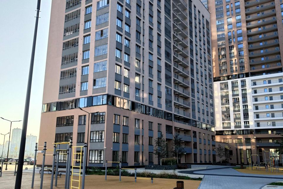 Продаётся 2-комнатная квартира, 62.6 м²