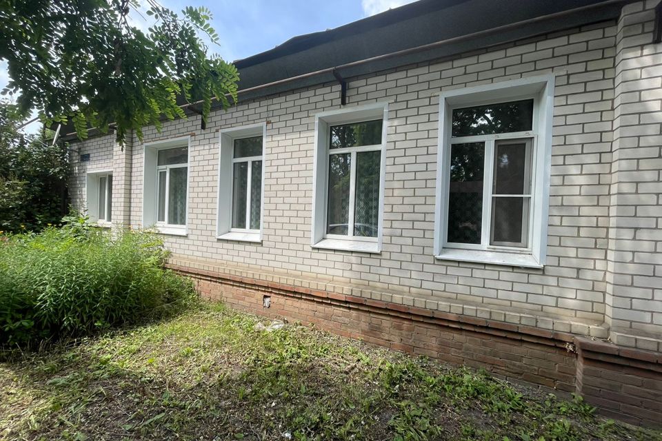 Продаётся 3-комнатная квартира, 100 м²