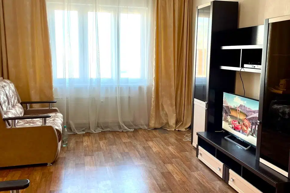Продаётся 3-комнатная квартира, 81.2 м²