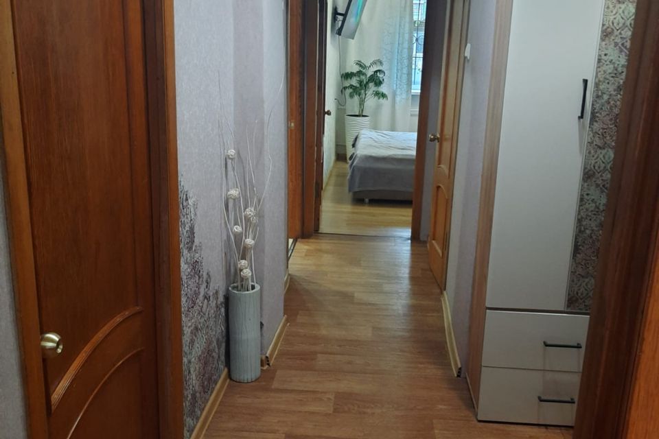 Продаётся 2-комнатная квартира, 61.8 м²