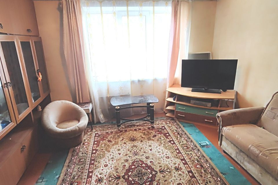 Продаётся 3-комнатная квартира, 58 м²