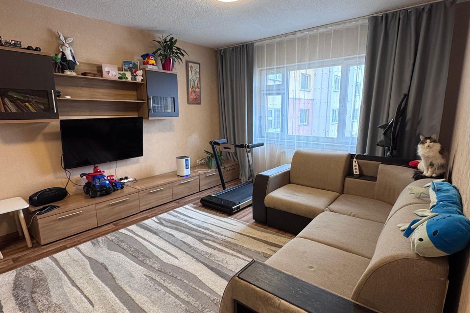 Продаётся 2-комнатная квартира, 65.8 м²