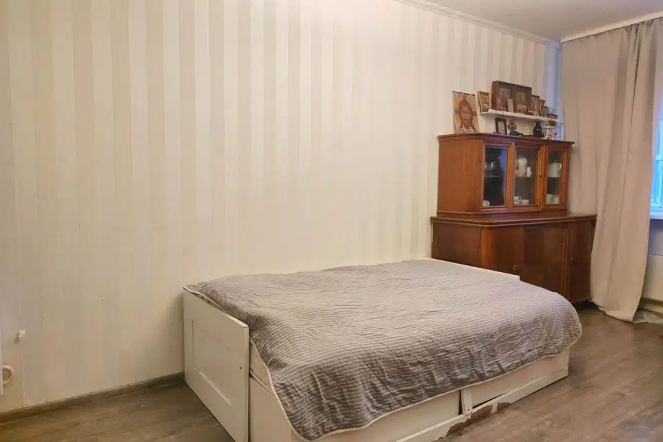 Продаётся 4-комнатная квартира, 101.7 м²