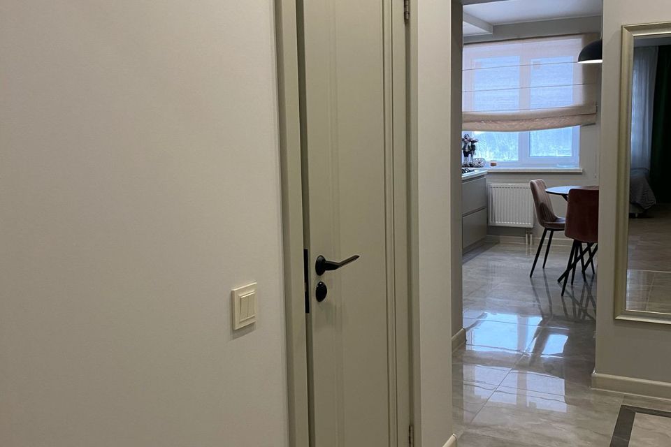 Продаётся 1-комнатная квартира, 42.2 м²