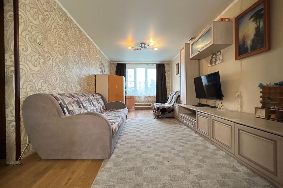 Продаётся 3-комнатная квартира, 58.6 м²
